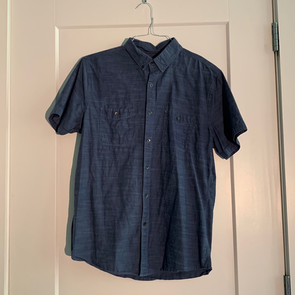 Short sleeve express button-down